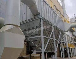 連續(xù)螺旋卸船機具有以下特點